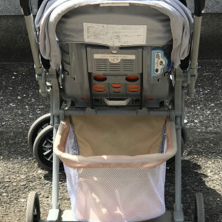 Aprica ベビーカー　の画像
