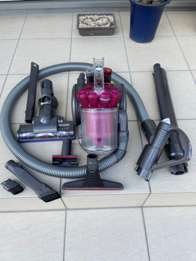 ダイソン掃除機　DC 26