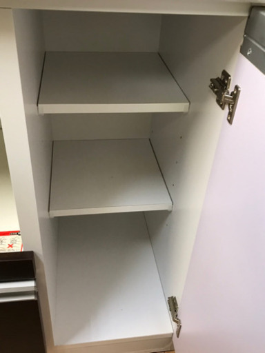 【リサイクルサービス八光　田上店　配達・設置OK】食器棚　コンセント付
