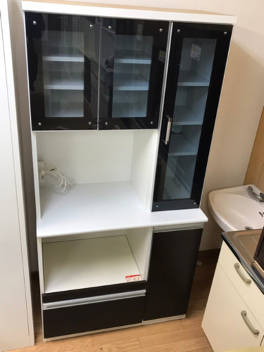 【リサイクルサービス八光　田上店　配達・設置OK】食器棚　コンセント付