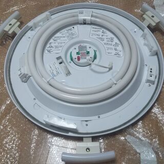 HITACHI製室内照明蛍光灯6～10畳用の画像