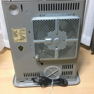 石油ファンヒーターの画像
