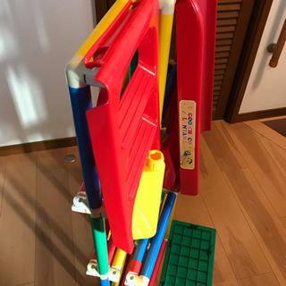 ジャングルジムの画像