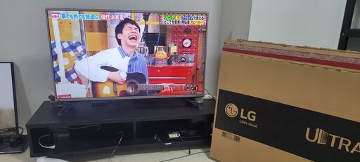テレビ（43UF6900）＋テレビ台