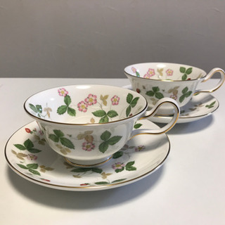 ウェッジウッド　ワイルドストロベリー　カップ&ソーサー