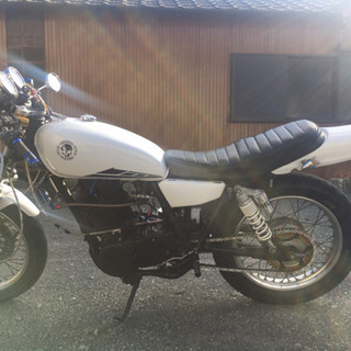 取引中SR400 初度登録平成15年7月