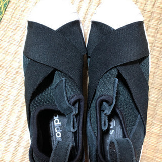 adidas レディース スリッポン 22.0