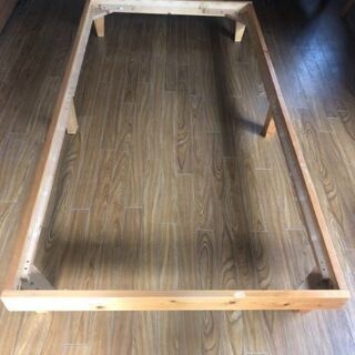 木製 シングルベッドの画像
