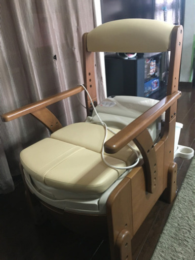 ポータブルトイレ