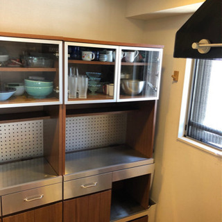 ウニコ 食器棚／ストラーダ ①