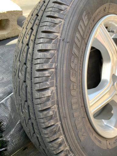 [お取り様決定]ブリヂストン　145Ｒ/12LT 商用車、軽トラ用