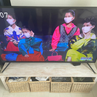 テレビ　55インチ