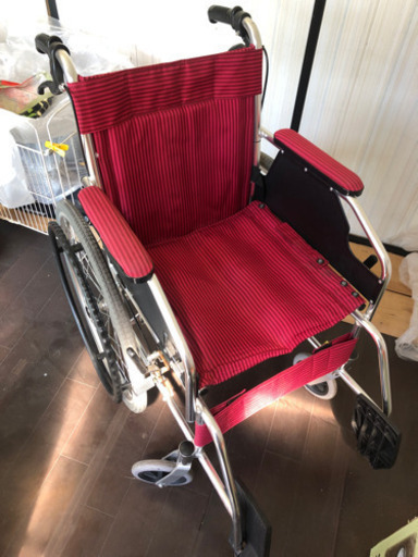 商談中　車椅子
