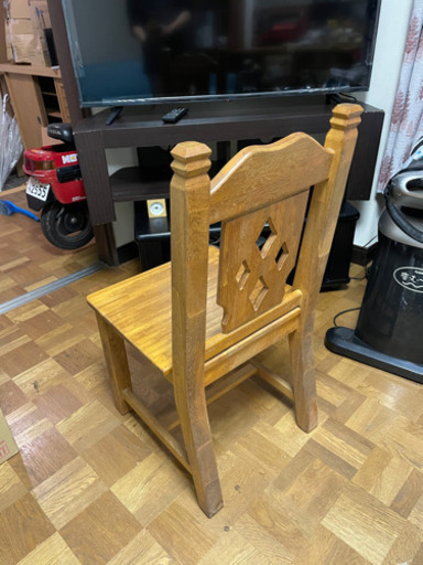 特注.アンティークチェア.注文時8万円でした。