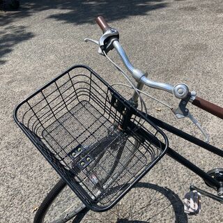 自転車　カゴ大きめ　鍵付き　27インチ　オートライトの画像