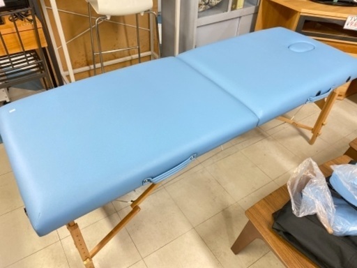 未使用　折り畳みマッサージベッド