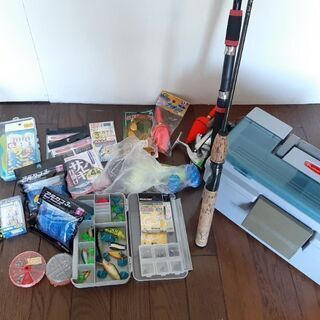 Rubbermaidツールボックス&釣り用品セット