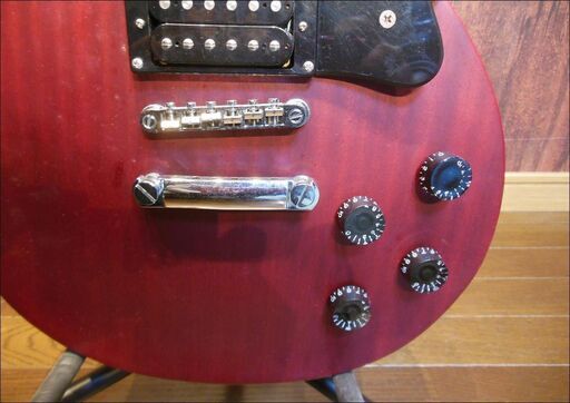 ★★　【Ｅｐｉｐｈｏｎｅ　レスポールＭＯＤＥＬ】　ネック修正品ですが美品です！　お届け可能です！　★★
