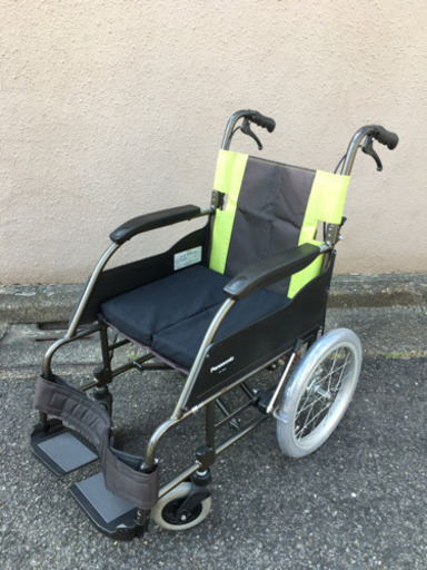 取引成立ルッタ介助車いす　Panasonic