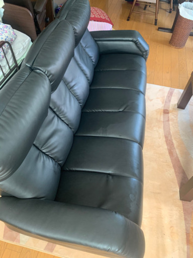 黒色　本革　ソファ