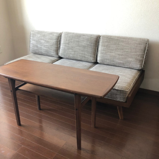 Unico ウニコのソファ（ウォルナット）