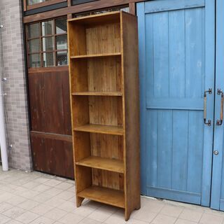 journal standard Furniture(ジャーナルスタンダードファニチャー)のブックシェルフ。エイジング加工の風合いが西海岸スタイルやブルックリンスタイルなどカッコいいインテリアに♪