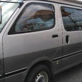 100系ハイエースキャンピング