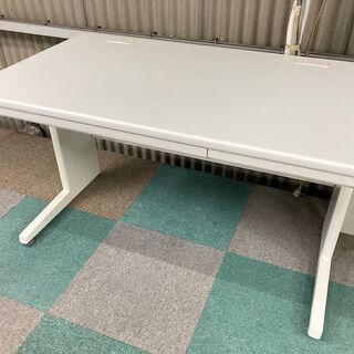 中古　美品　オカムラ　OAデスク　オフィスデスク　事務机　平机　...