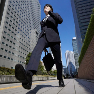 販売営業大募集‼️頑張り次第でお給料UP✨若い世代活躍中😊