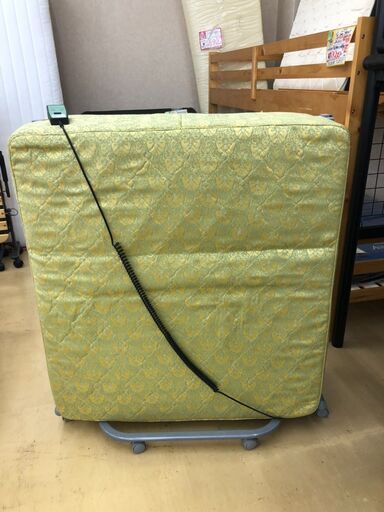 表示価格より半額セール中　電動ベッド 折りたたみベッド シングル