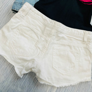 白デニム＊ショートパンツの画像