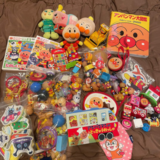 大量！アンパンマン！
