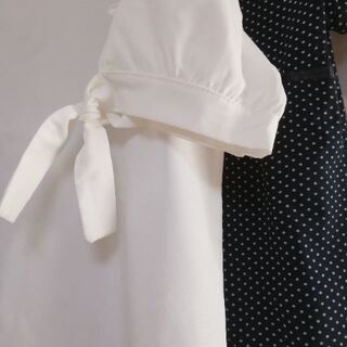 最終値下げ！【美品】きれいめトップス色々　１つ800円〜の画像