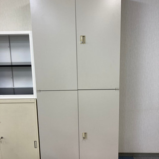 スチール棚差し上げます。