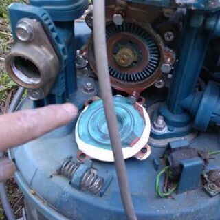 井戸ポンプ　日立製　現状渡し　水は吸い上げます。