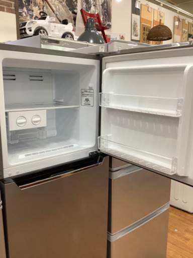 ハイセンス　Hisense 2ドア冷蔵庫　HR-B2302 2019年製　227L