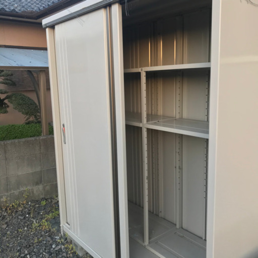 物置小屋　スチール　値下げしました。