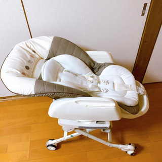 コンビ ネムリラ オートスウィング 電動ハイローチェア バウンサー