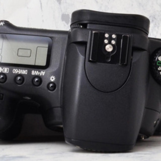 極上●Wi-Fi転送●練習に最適●届いてすぐ使える●キャノン EOS 20D 1ヶ月動作補償あり！ 極上○Wi-Fi転送○練習に最適○届いてすぐ使える○キャノン