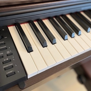 ほぼ新品‼️電子ピアノ　CASIO PX-770BN 88鍵盤　...