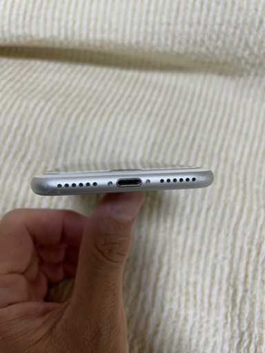 iPhone7 シルバー 128GB Apple製