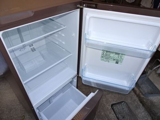 パナソニック　家庭用冷蔵庫　NR-B149W-T　2017年　USED　引取限定