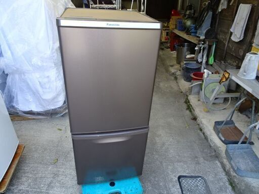パナソニック　家庭用冷蔵庫　NR-B149W-T　2017年　USED　引取限定