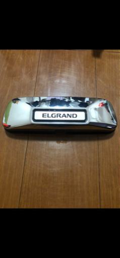 E51エルグランド　ミラーカバー　純正品