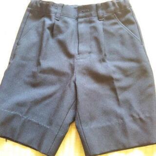 黒ズボン　サイズ110