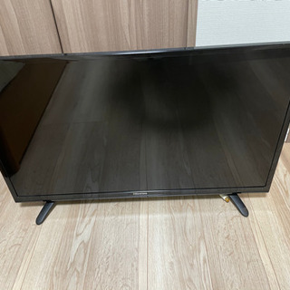 32型　液晶テレビ　ハイセンス　2017年製　アンテナ線付き