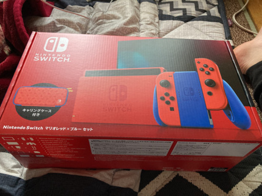 任天堂Switchマリオカラー