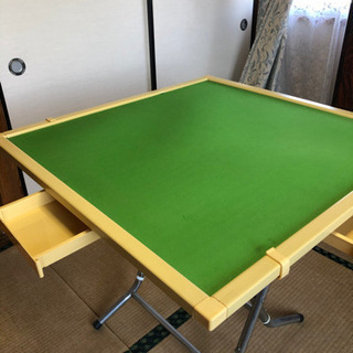 麻雀テーブルの画像