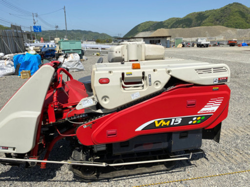 コンバイン(稲り機)MITSUBISHI