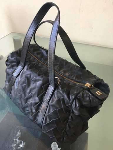 FENDIミニボストンバッグ